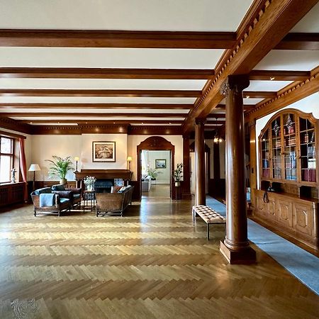 Unique Victorian Villa With Private Coastline ベルゲン エクステリア 写真